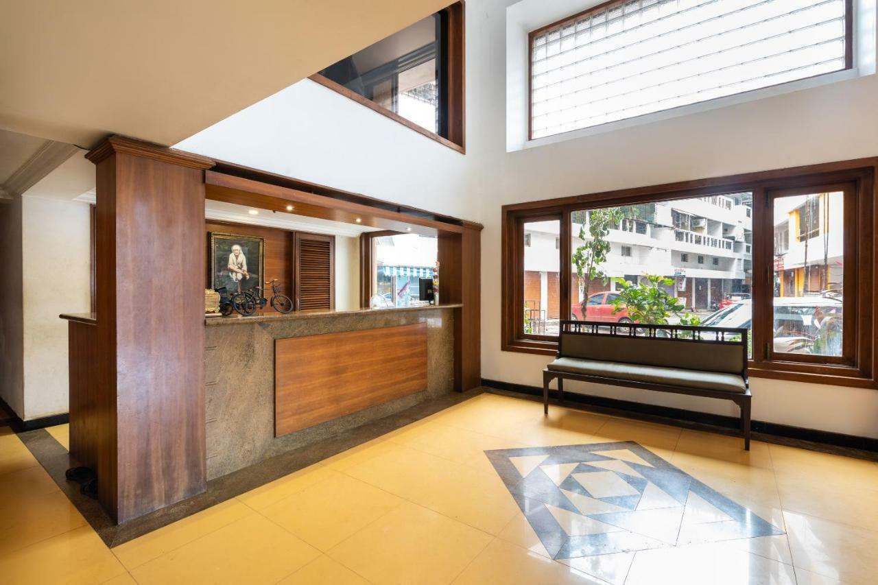 Oyo 44695 Hotel Mango Sawantwadi Exteriör bild